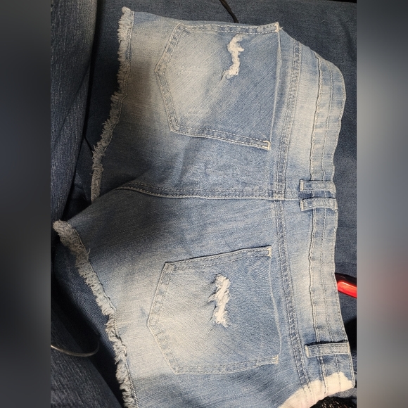 No boundaries shorts - Picture 2 of 4